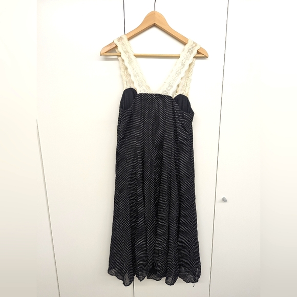 Maple sleeveless dress - Picture 3 of 4